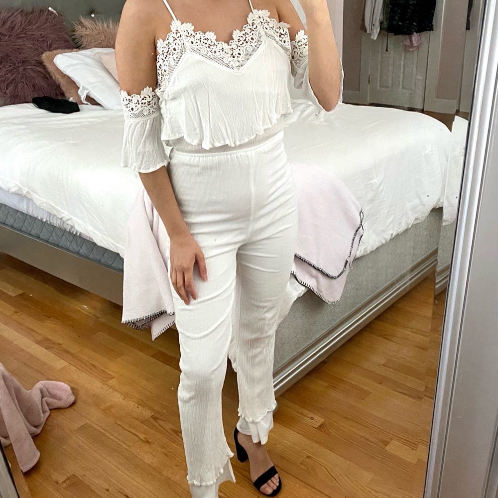 White jumper